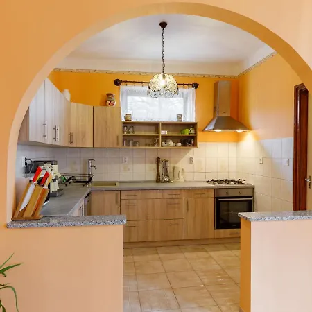 By Interhome بيت للعطل *