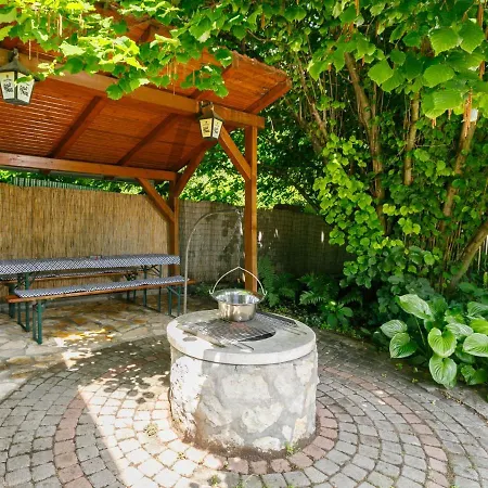 By Interhome * 巴拉通雷勒